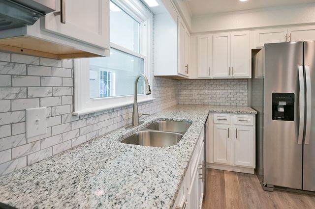 122 Parker Rd, Shelbyville, TN 37160