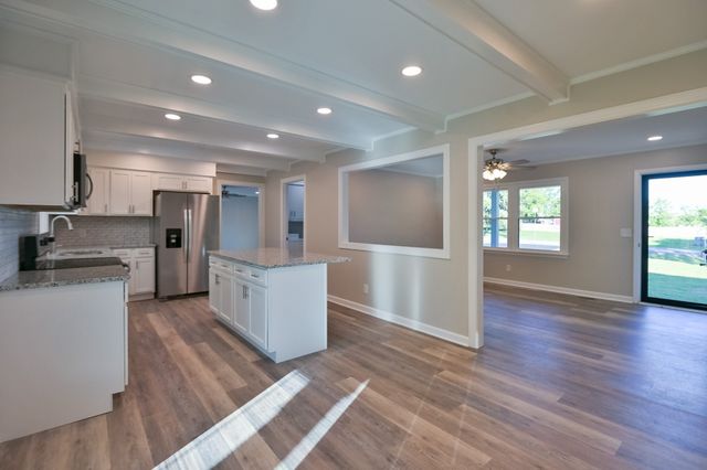 122 Parker Rd, Shelbyville, TN 37160