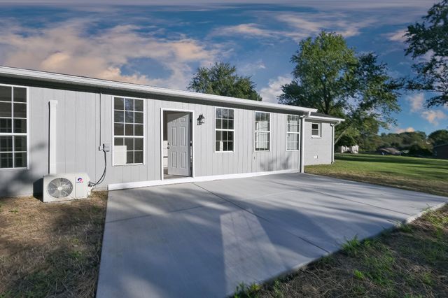 122 Parker Rd, Shelbyville, TN 37160