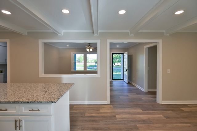 122 Parker Rd, Shelbyville, TN 37160