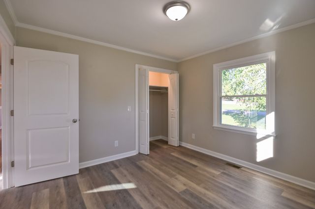 122 Parker Rd, Shelbyville, TN 37160