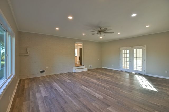 122 Parker Rd, Shelbyville, TN 37160