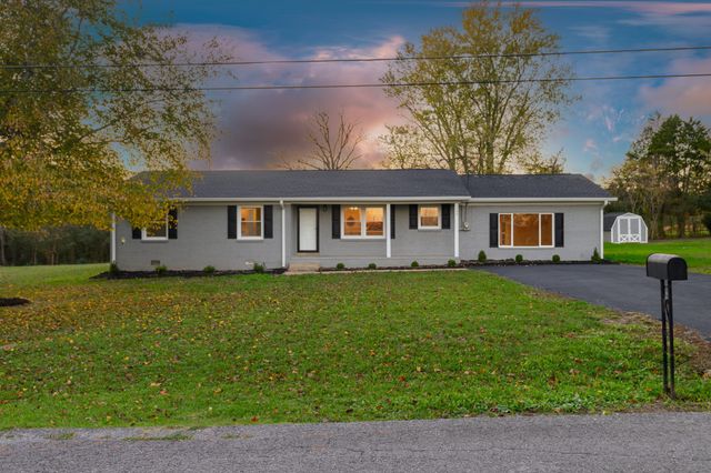 122 Parker Rd, Shelbyville, TN 37160