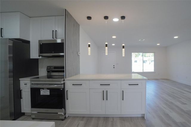 1461 ROYAL ROAD, Venice, FL 34293