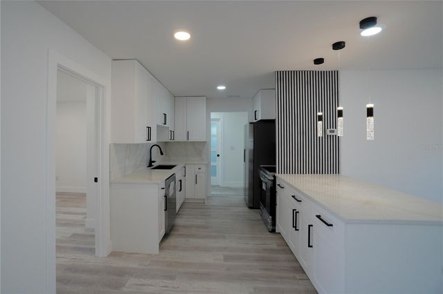 1461 ROYAL ROAD, Venice, FL 34293