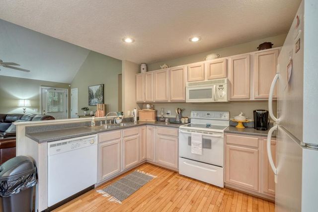 2532 Hunter Road, Hiawassee, GA 30546