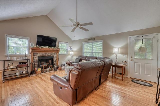 2532 Hunter Road, Hiawassee, GA 30546