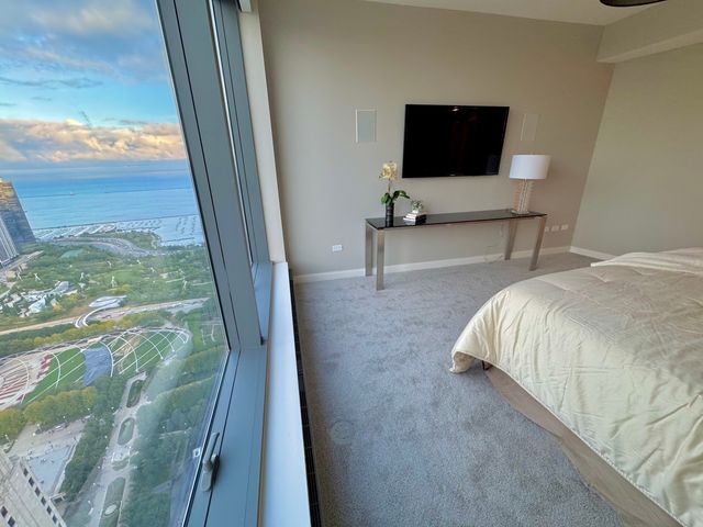 60 E Monroe Street 5601, Chicago, IL 60603