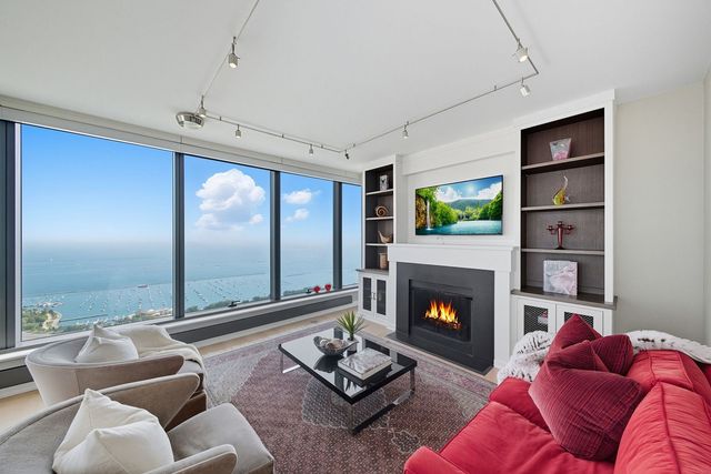 60 E Monroe Street 5601, Chicago, IL 60603