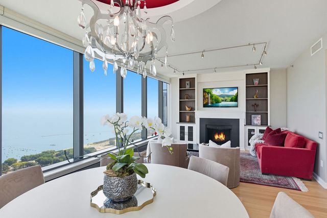 60 E Monroe Street 5601, Chicago, IL 60603