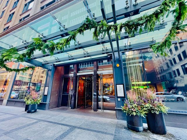 60 E Monroe Street 5601, Chicago, IL 60603