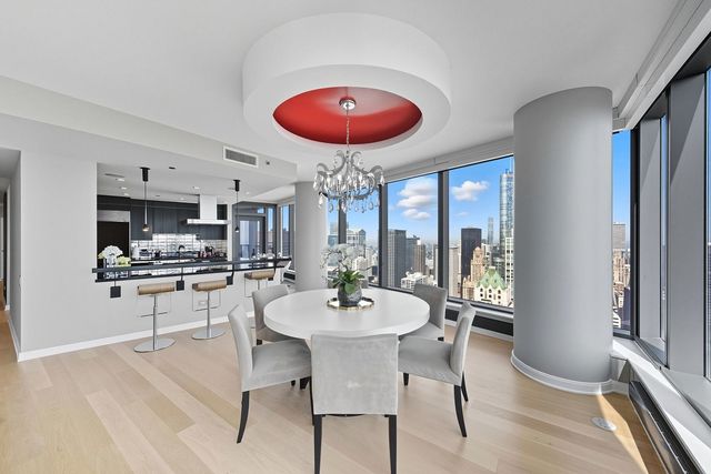 60 E Monroe Street 5601, Chicago, IL 60603