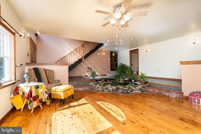 2806 HARPERS FERRY RD, Sharpsburg, MD 21782