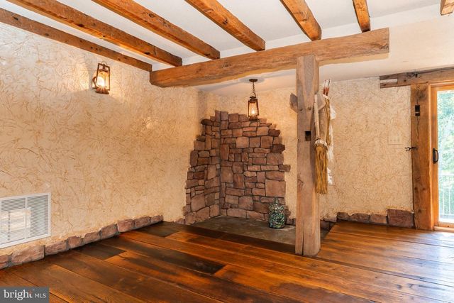 2806 HARPERS FERRY RD, Sharpsburg, MD 21782