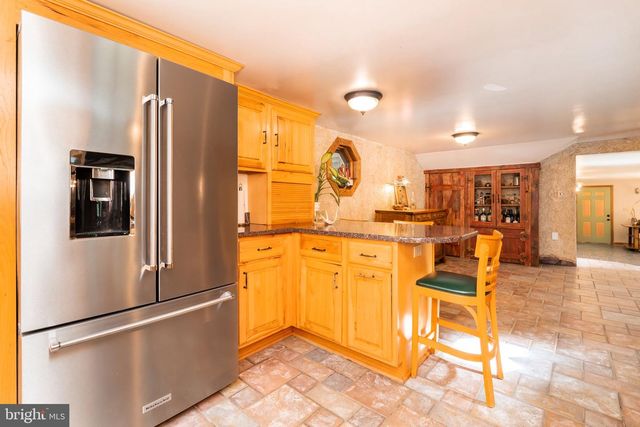 2806 HARPERS FERRY RD, Sharpsburg, MD 21782