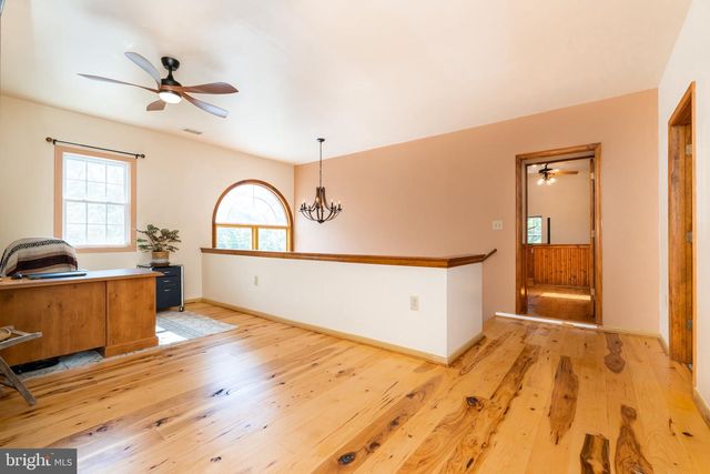 2806 HARPERS FERRY RD, Sharpsburg, MD 21782