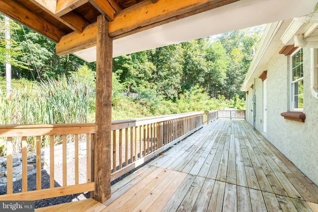 2806 HARPERS FERRY RD, Sharpsburg, MD 21782