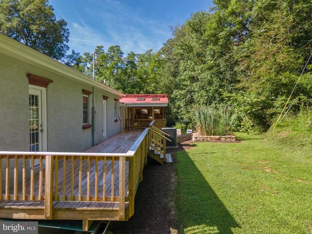2806 HARPERS FERRY RD, Sharpsburg, MD 21782