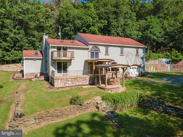 2806 HARPERS FERRY RD, Sharpsburg, MD 21782