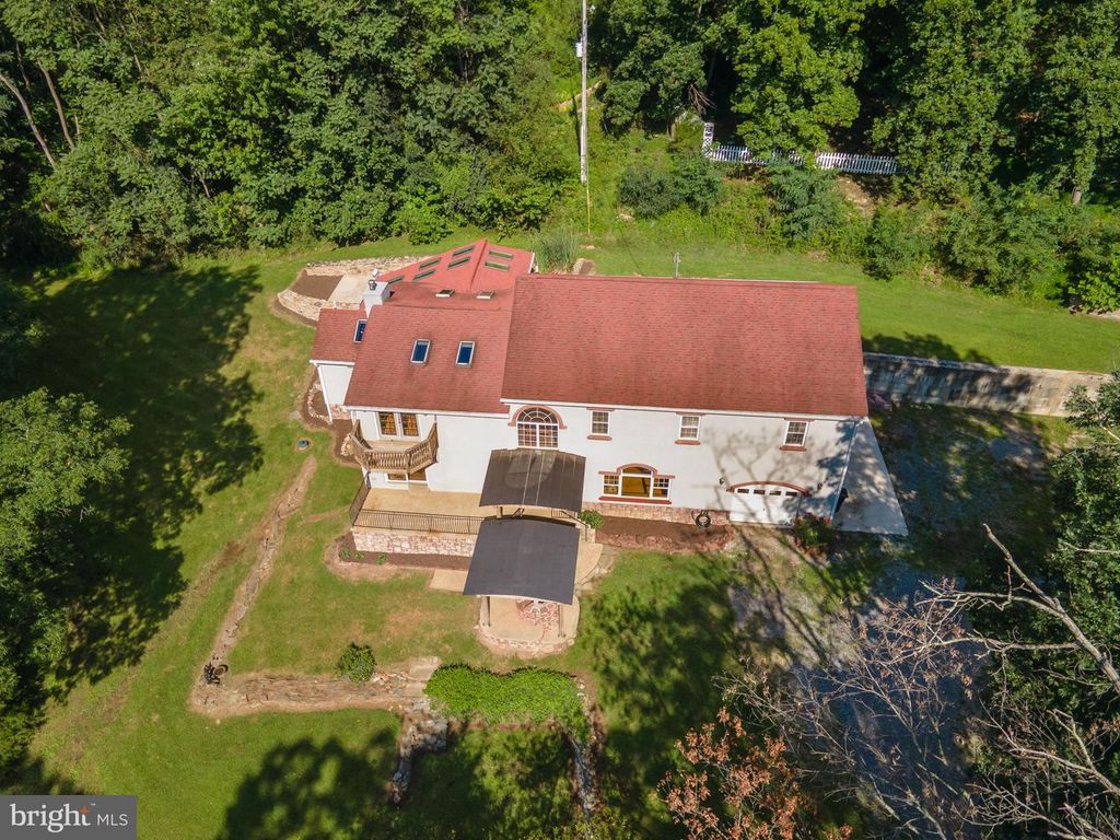 2806 HARPERS FERRY RD, Sharpsburg, MD 21782