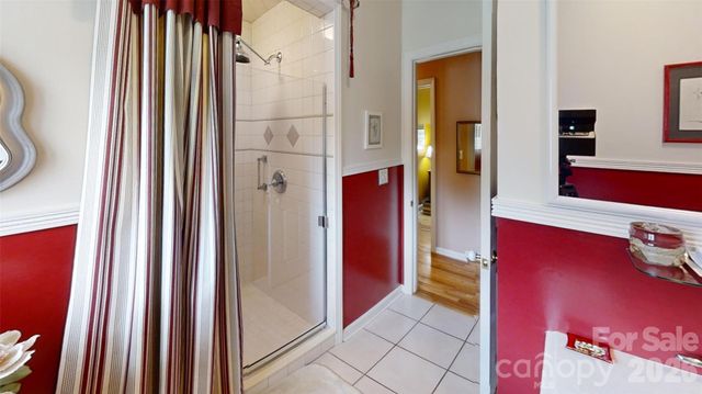 518 Forest Ridge Drive, Mars Hill, NC 28754