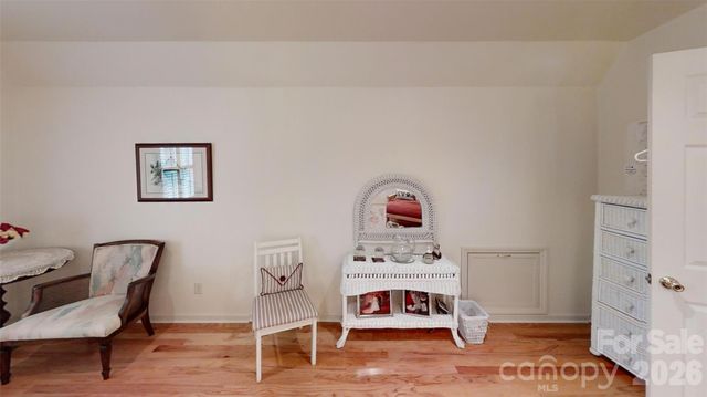 518 Forest Ridge Drive, Mars Hill, NC 28754