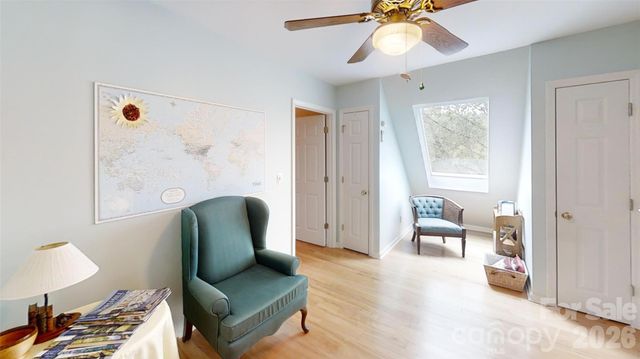 518 Forest Ridge Drive, Mars Hill, NC 28754