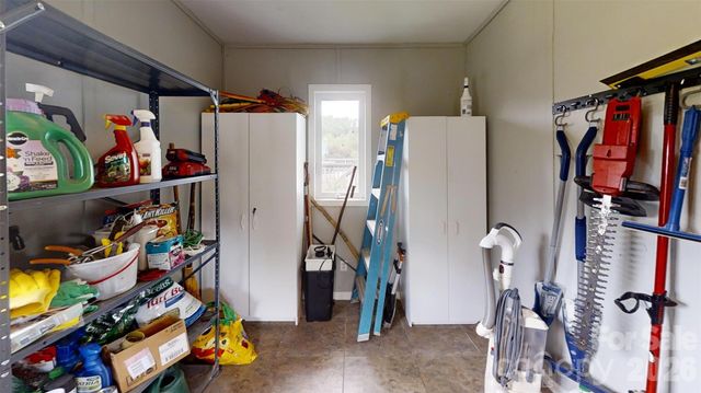 518 Forest Ridge Drive, Mars Hill, NC 28754