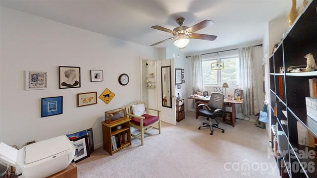 518 Forest Ridge Drive, Mars Hill, NC 28754