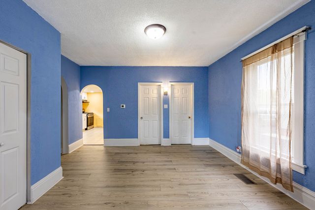 2318 Gideon Avenue, Zion, IL 60099