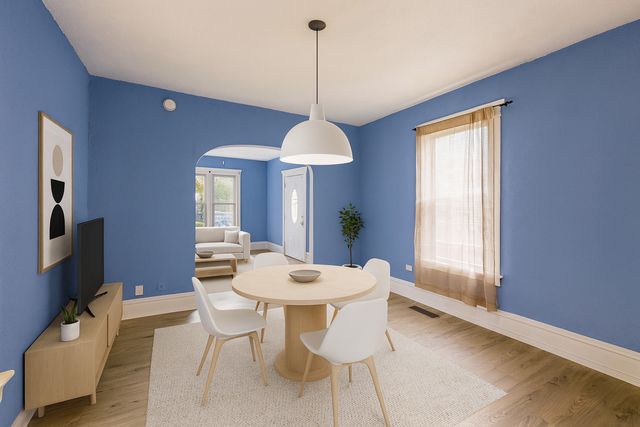 2318 Gideon Avenue, Zion, IL 60099