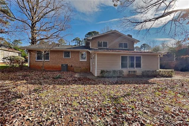 4197 Wellington Hills Lane, Snellville, GA 30039