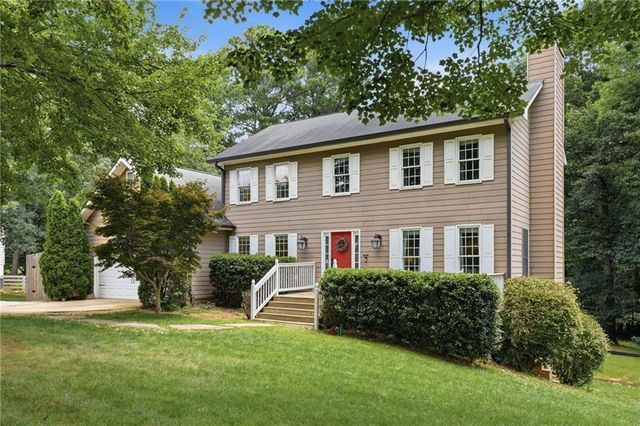 870 Springtime Drive, Lawrenceville, GA 30043