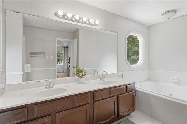 870 Springtime Drive, Lawrenceville, GA 30043