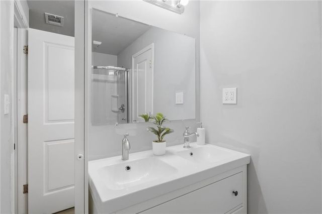 870 Springtime Drive, Lawrenceville, GA 30043