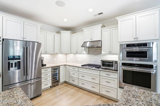 3710 Friendly Orange Court NE, Leland, NC 28451