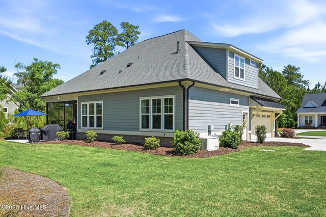 3710 Friendly Orange Court NE, Leland, NC 28451