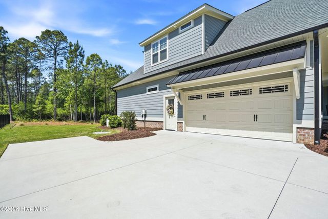 3710 Friendly Orange Court NE, Leland, NC 28451