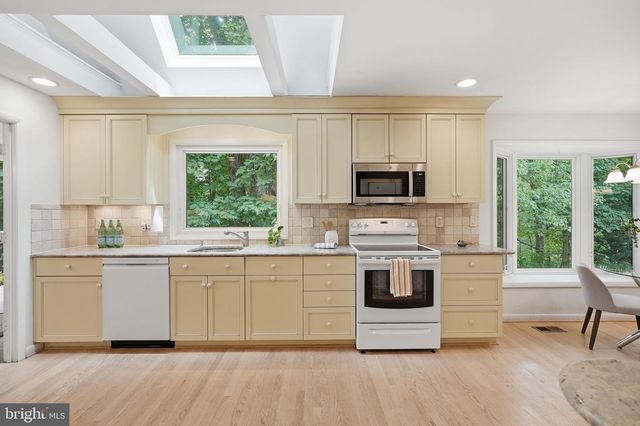 11213 ANGUS PL, Potomac, MD 20854
