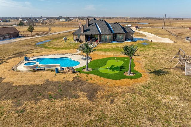 4410 Huling Road, Sanger, TX 76266