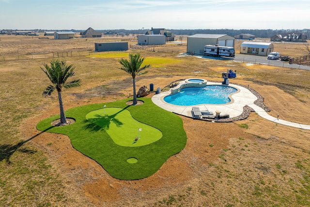 4410 Huling Road, Sanger, TX 76266