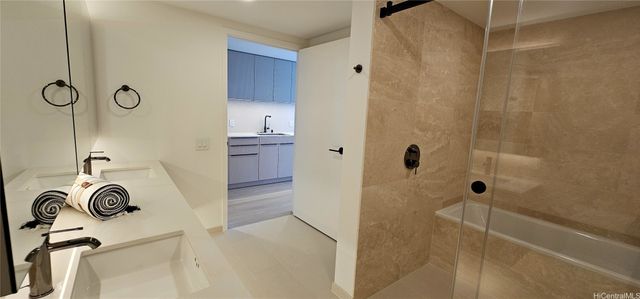 333 Ward Avenue 3905, Honolulu, HI 96814
