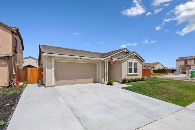 1363 Rossano Way, Salinas, CA 93905