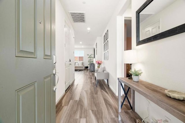 1363 Rossano Way, Salinas, CA 93905