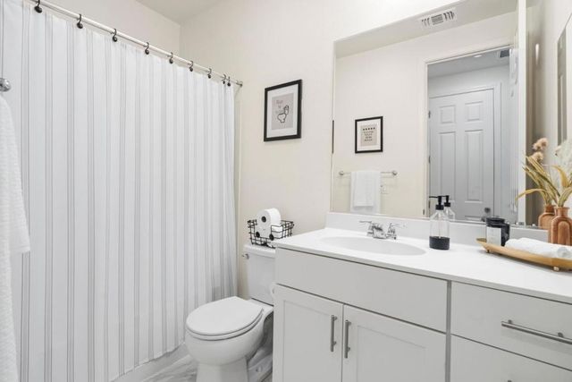 1363 Rossano Way, Salinas, CA 93905