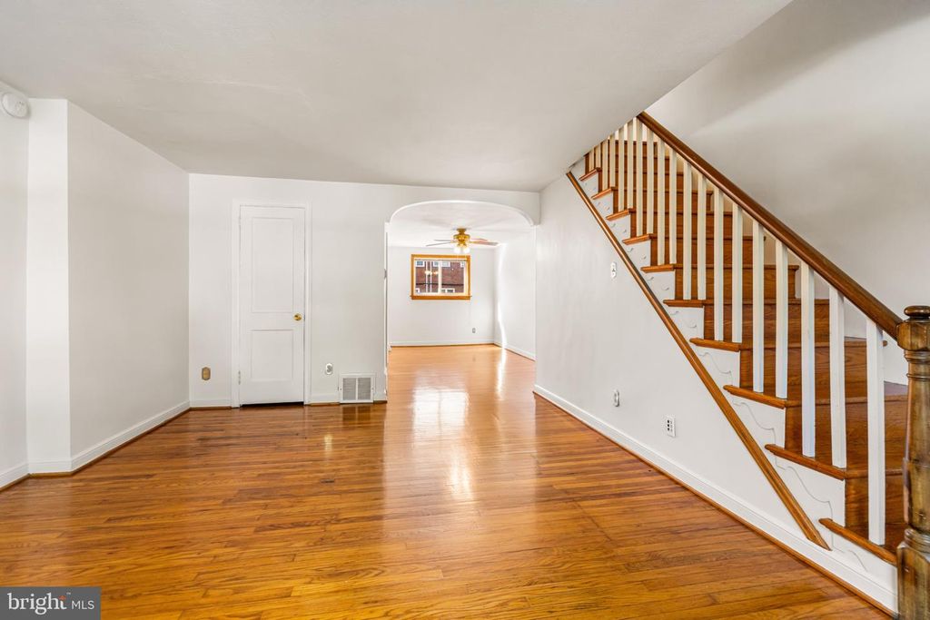 222 E PARK AVE, AMBLER, PA 19002 — photo 4