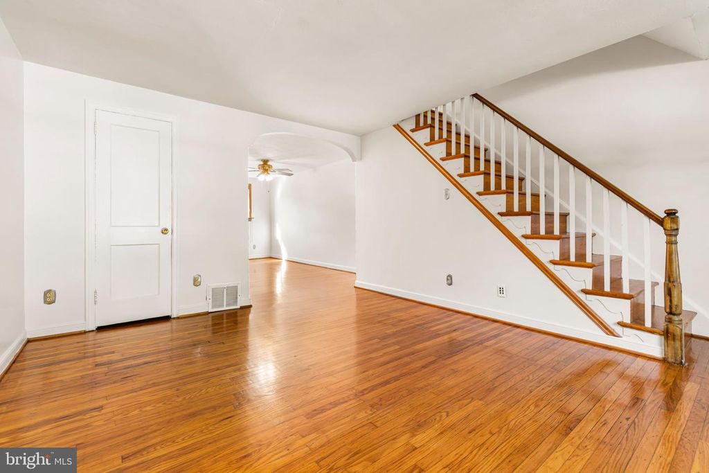 222 E PARK AVE, AMBLER, PA 19002 — photo 5
