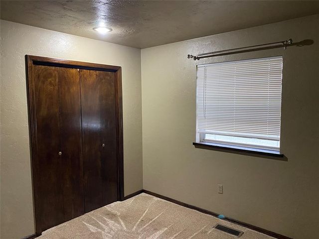 2023 N 9th Street, Purcell, OK 73080