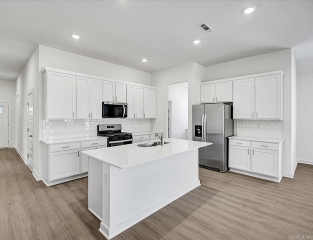 623 Riley Lane, Maumelle, AR 72113