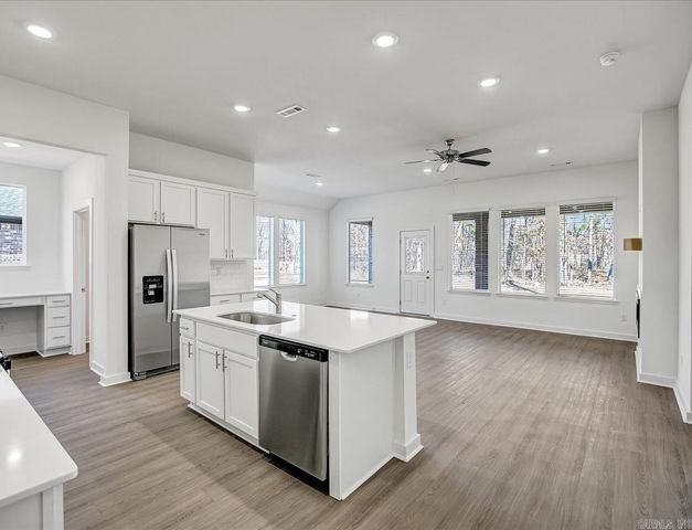 623 Riley Lane, Maumelle, AR 72113